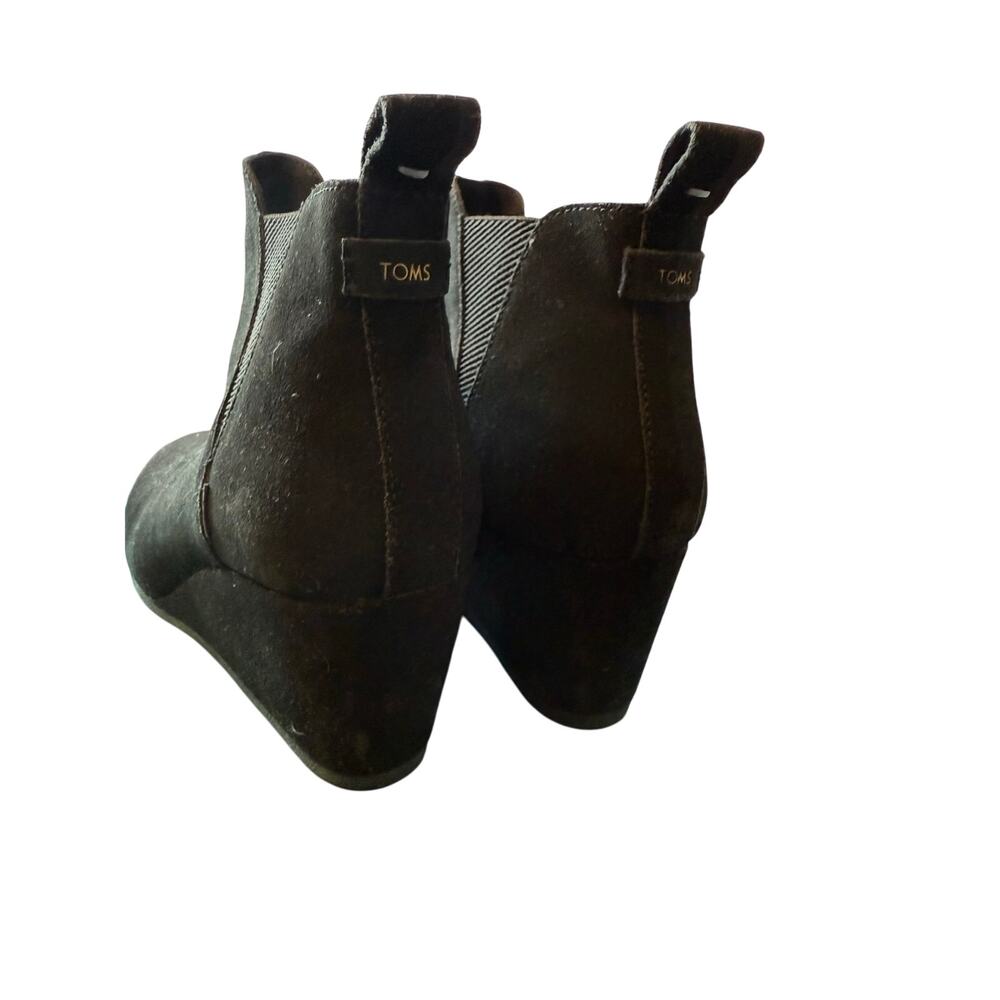 Tom’s Black Faux Suede Wedge Heel Bootie Sz 8